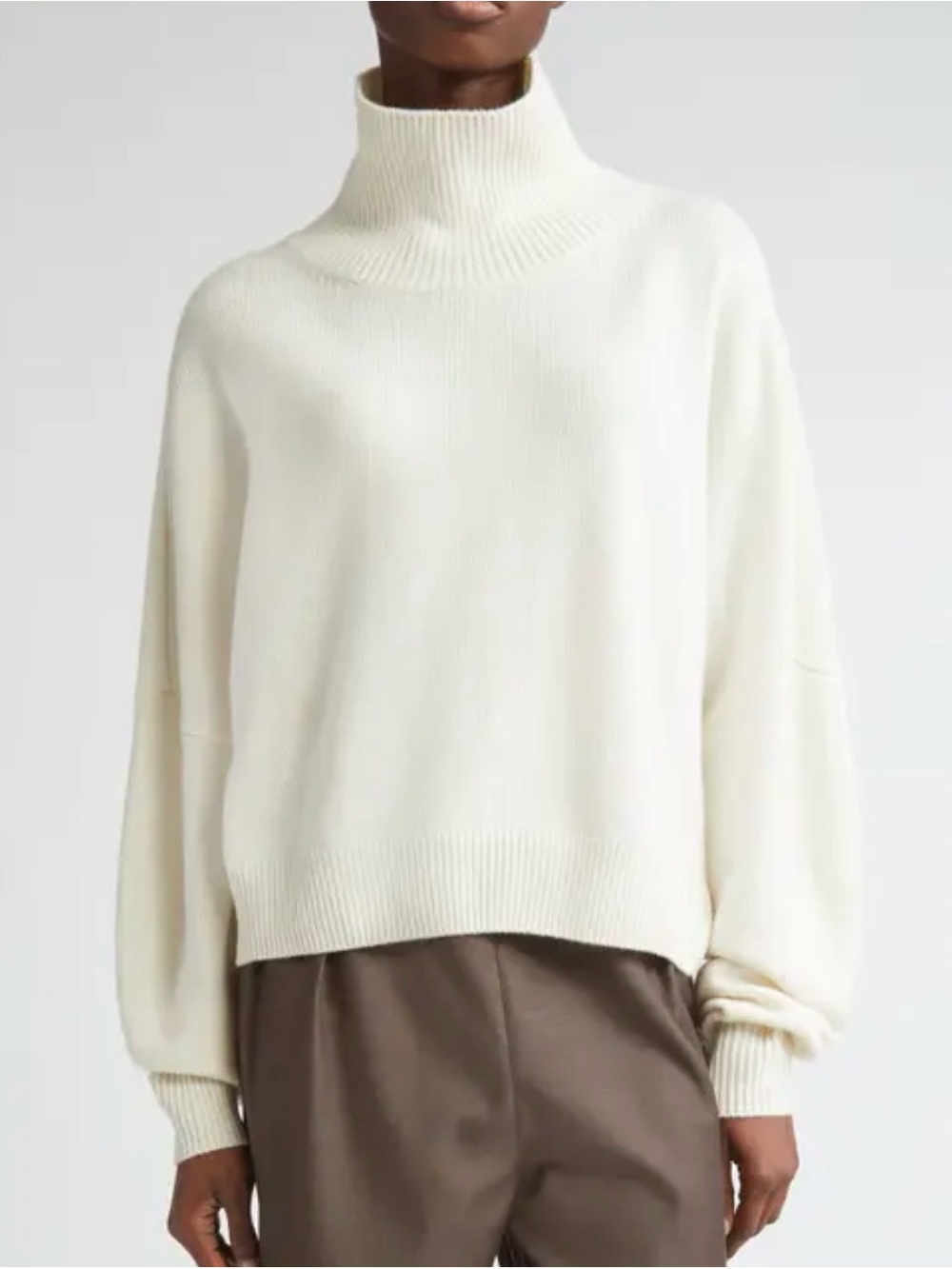 Loulou de Saison Luke cshhmere blend sweater, cream M. NWT.
